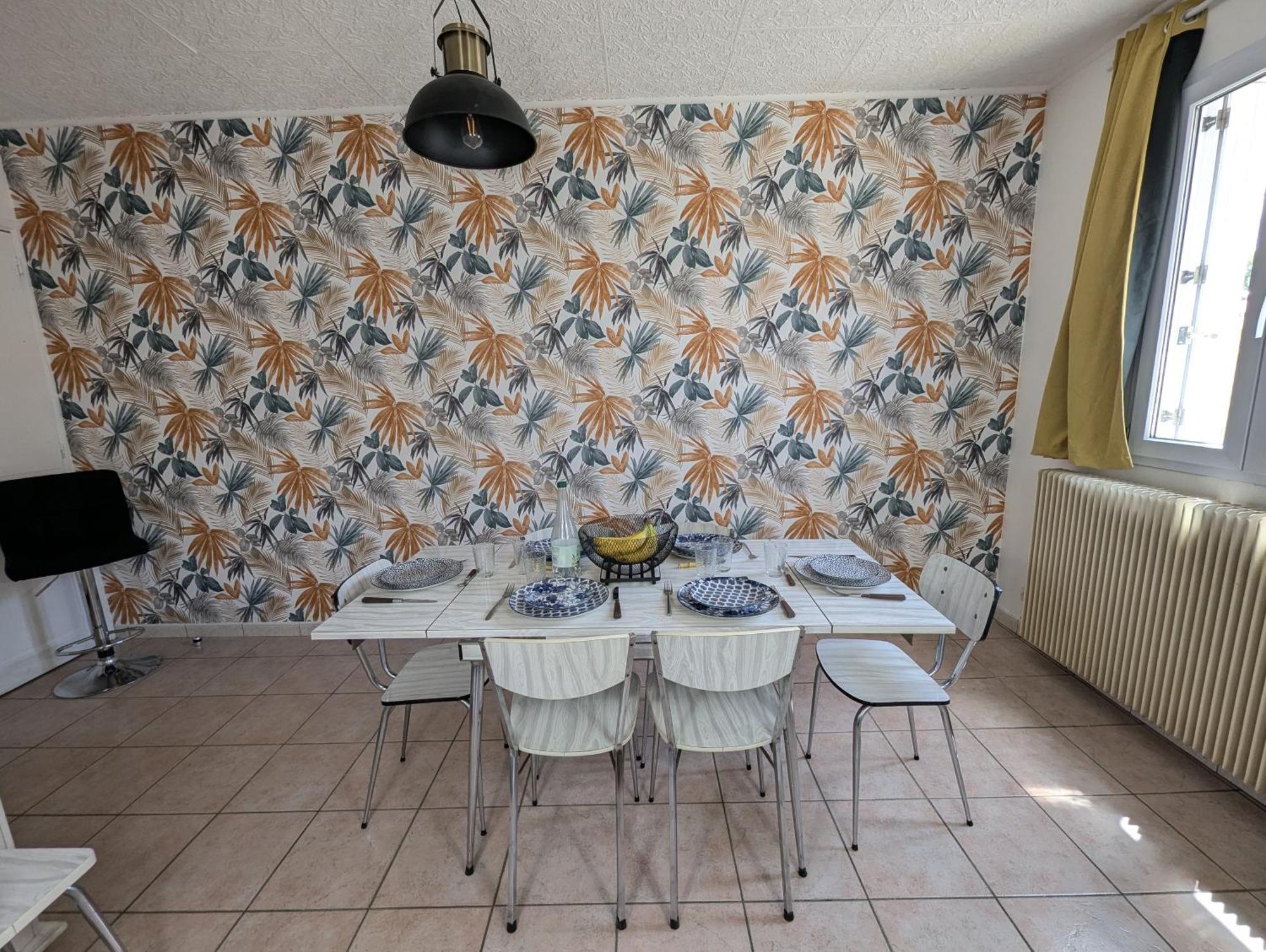 Holiday home Maison Lefort - 10min Futuroscope